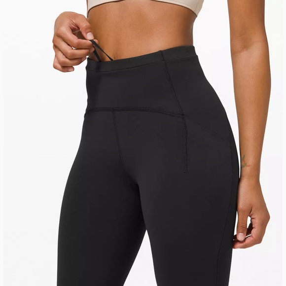 Black Lululemon Swift Speed leggings size 4 NWT - Picture 3 of 5